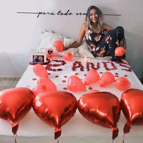 caixa surpresa romantica no quarto